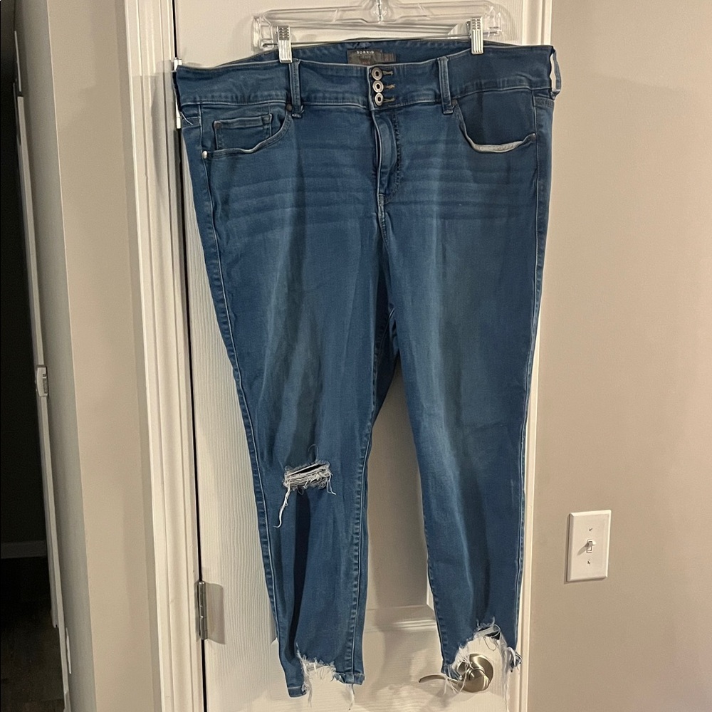 Torrid Jegging Blue Distressed Skinny Jeans